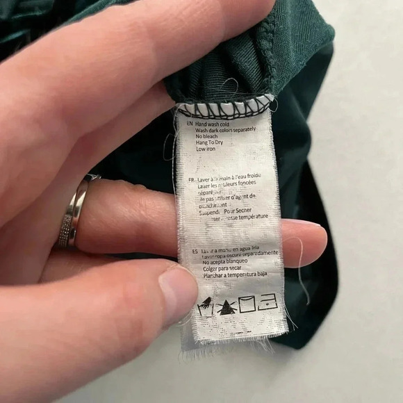 Streetwear Society/ 🌳 Forest green velvet choker t-shirt/ Size US M - Picture 9 of 12